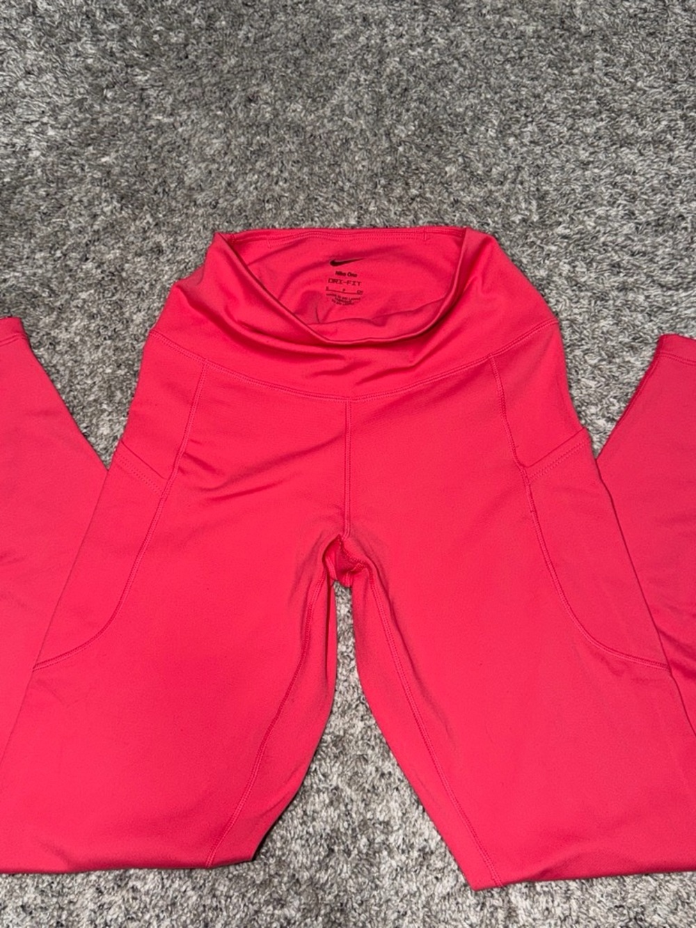 Nike Womans' High-Waist Athletic Leggings with Side Pockets